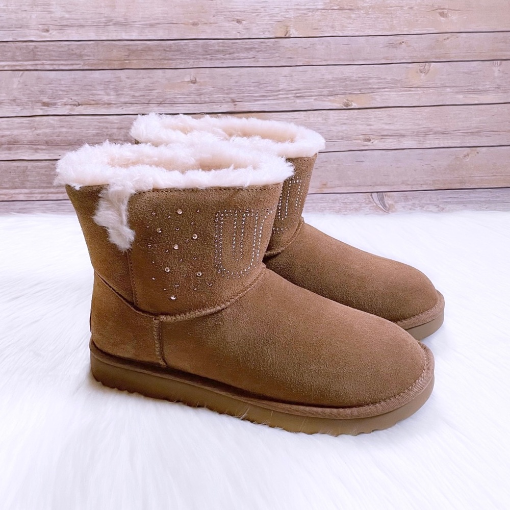 UGG Women’s Classic UGG Gem Mini Chestnut Suede Boots